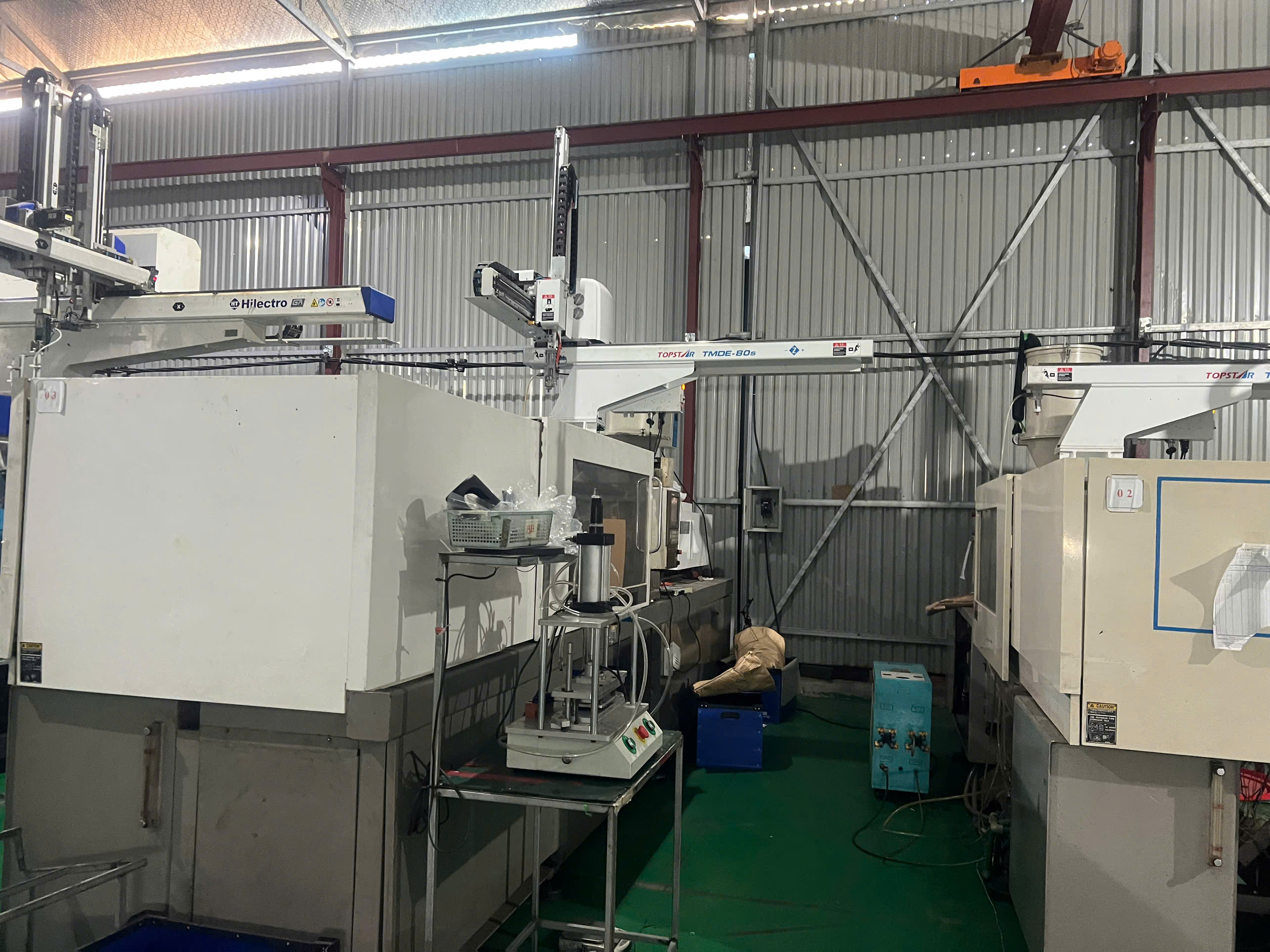 Injection molding machine 5.jpg